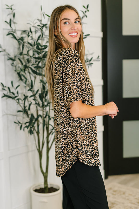 Feline Fine Ribbed Knit Relaxed Tee in Leopard Mocha