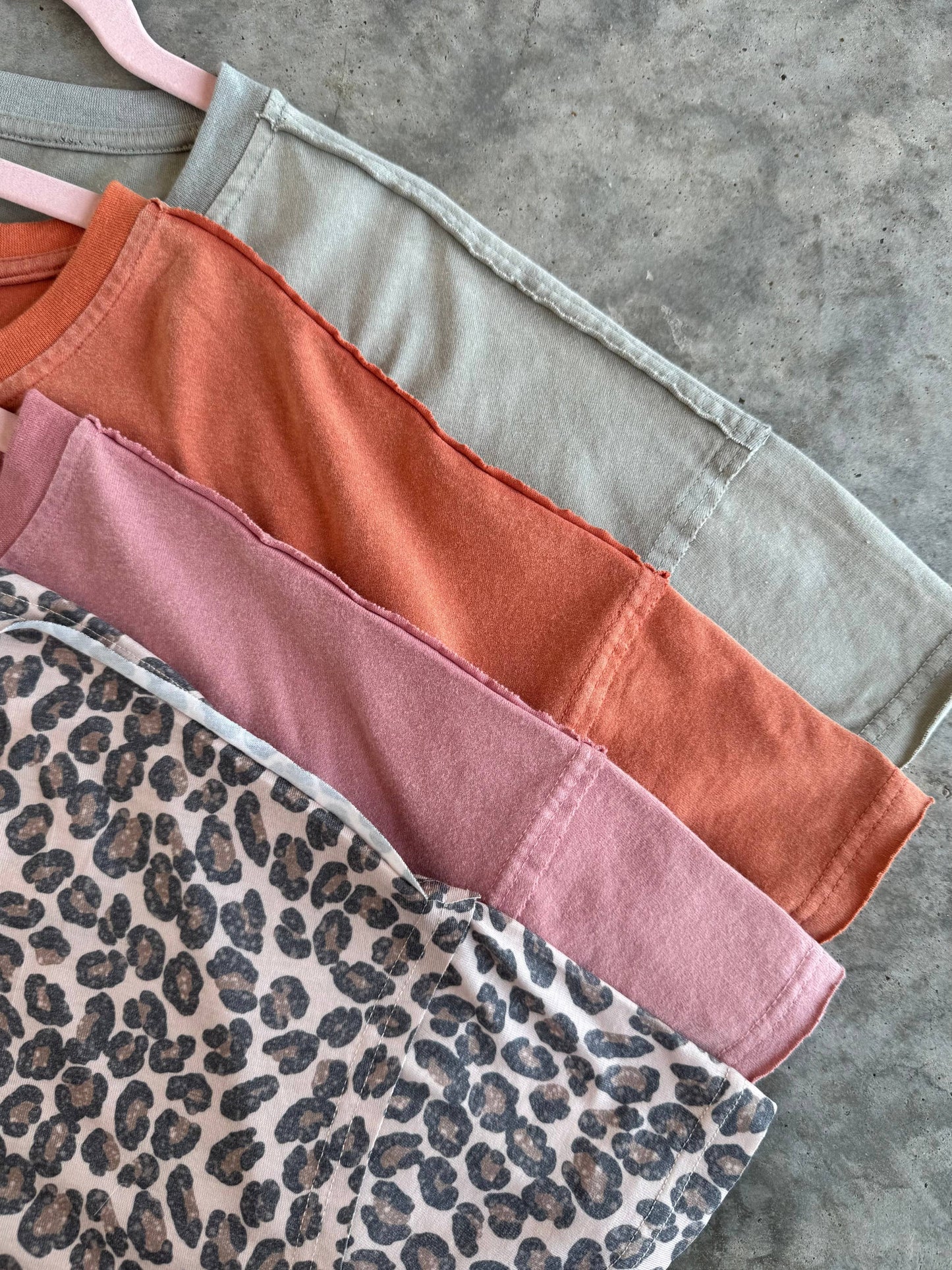 JOEY WASHED COTTON BOYFRIEND TEE