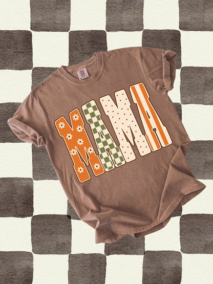Retro MAMA Fall Floral Checkered Comfort Colors Graphic Tee