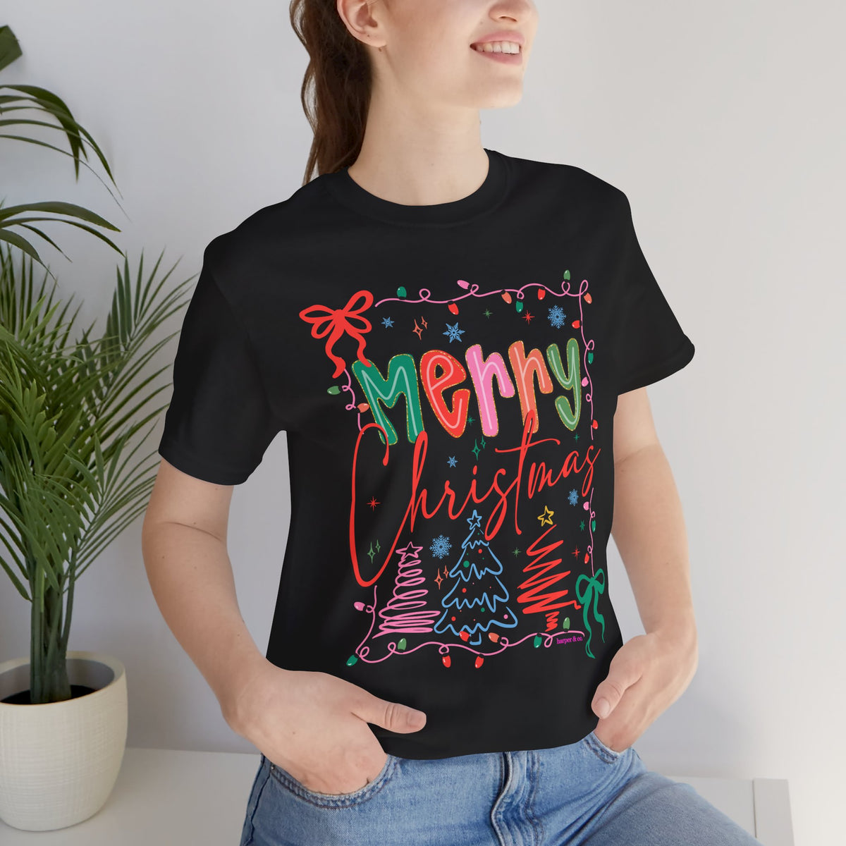 Merry Christmas Graphic Tee – Festive Holiday Holiday Lights & Trees Shirt