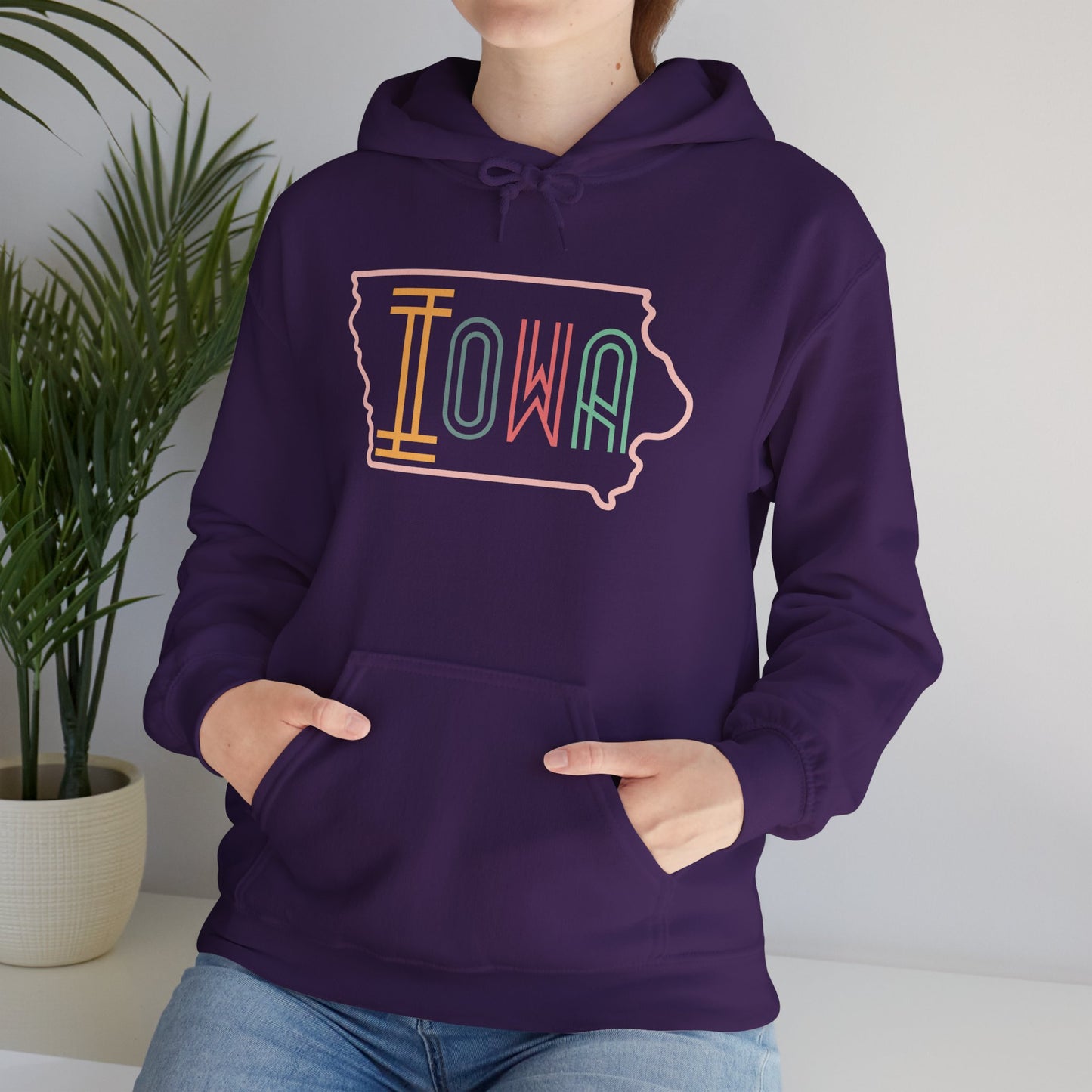 Iowa Light Unisex Heavy Blend™ Hooded Sweatshirt