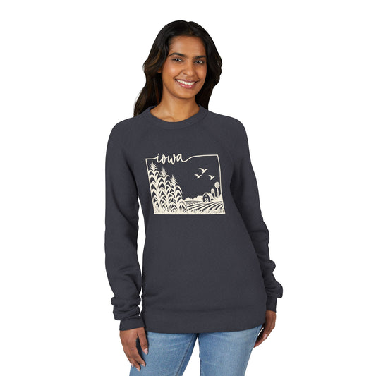 Iowa Scenic Sweatshirt – Vintage Cornfield Landscape Crewneck