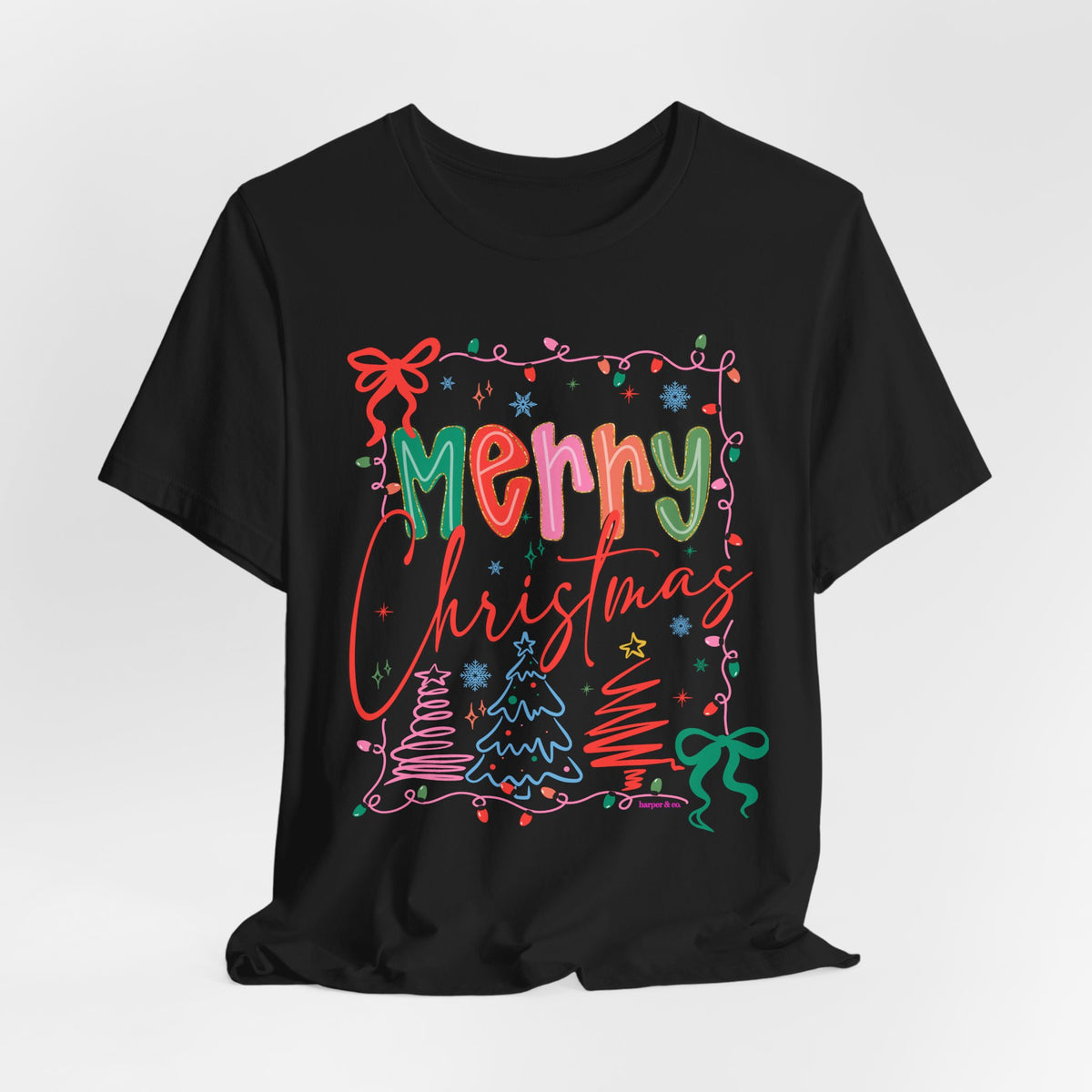 Merry Christmas Graphic Tee – Festive Holiday Holiday Lights & Trees Shirt