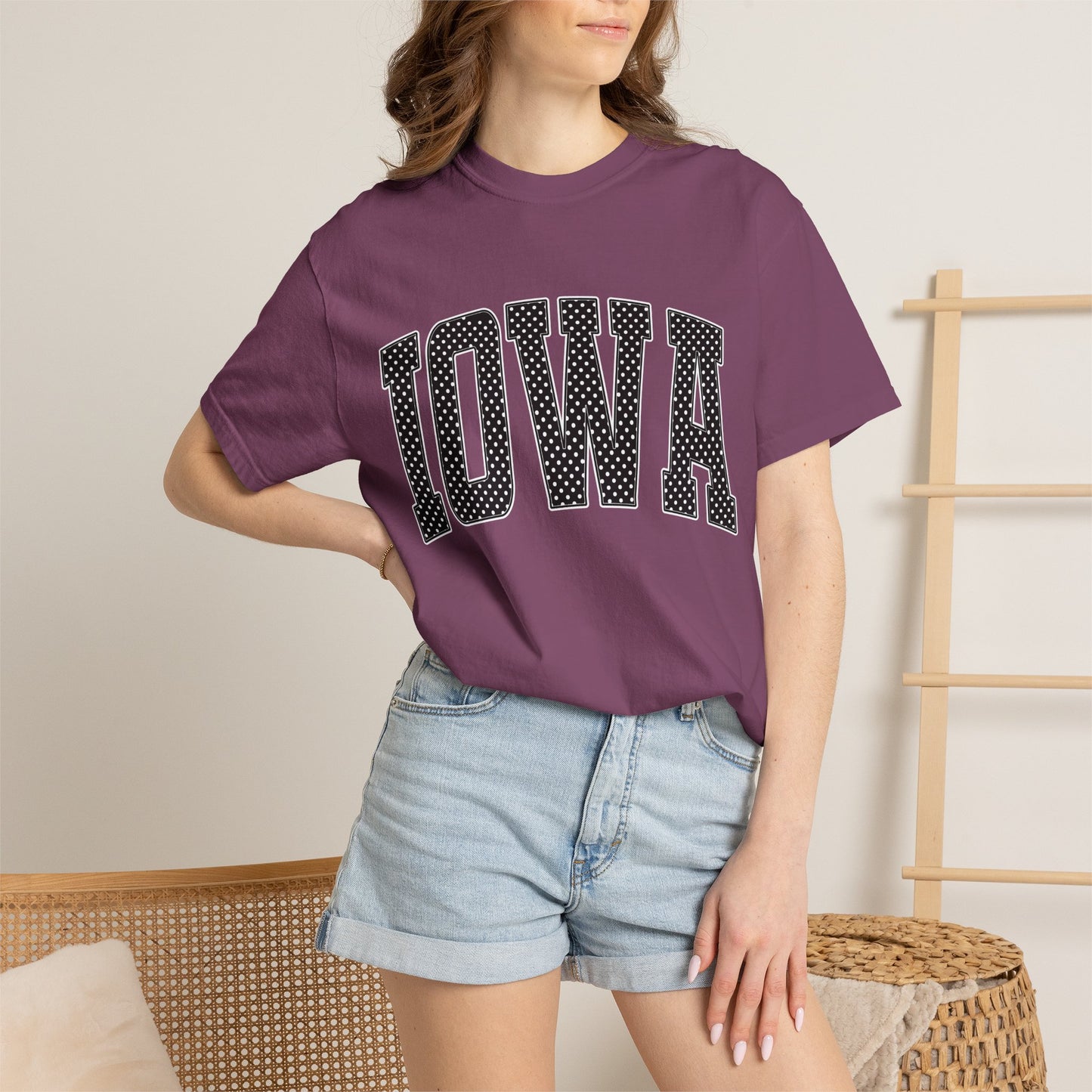 Iowa Retro Polka Dot Lettering Color Comfort T-Shirt