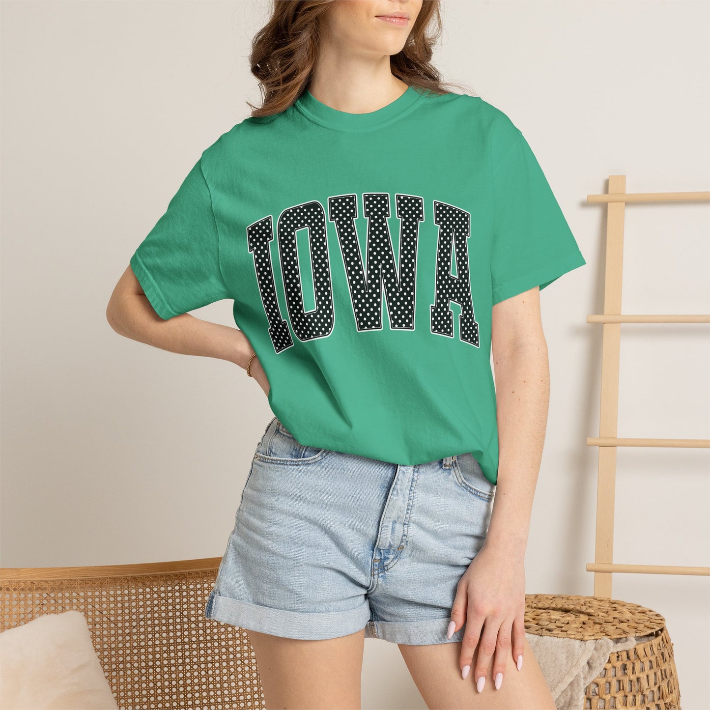 Iowa Retro Polka Dot Lettering Color Comfort T-Shirt