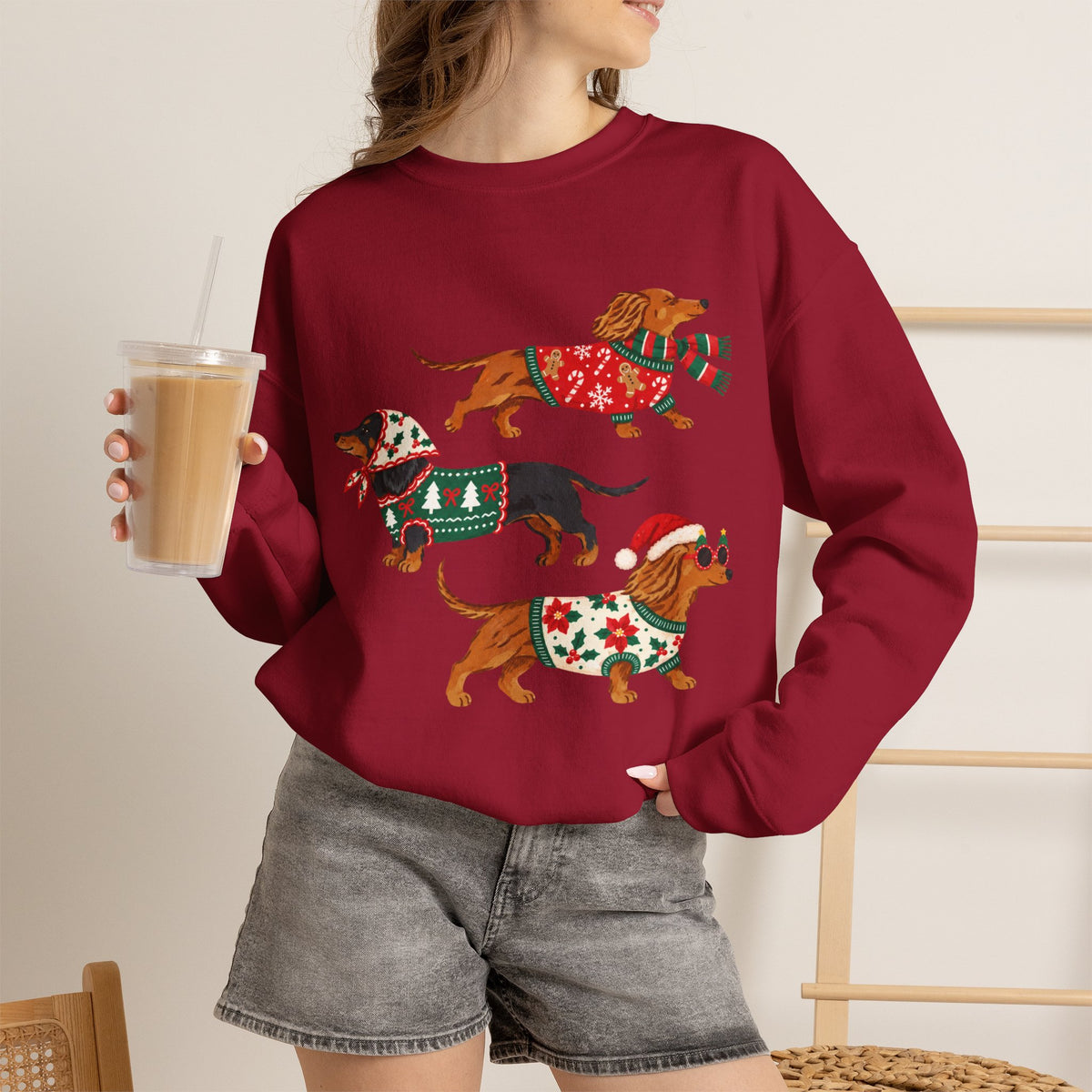 Dachshund Trio Christmas Sweatshirt – Festive Wiener Dogs in Holiday Sweaters