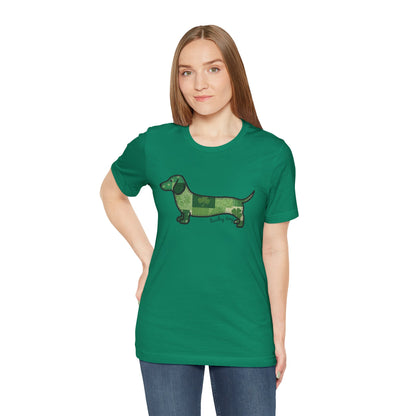 Lucky Dog Dachshund St. Patrick’s Day T-Shirt