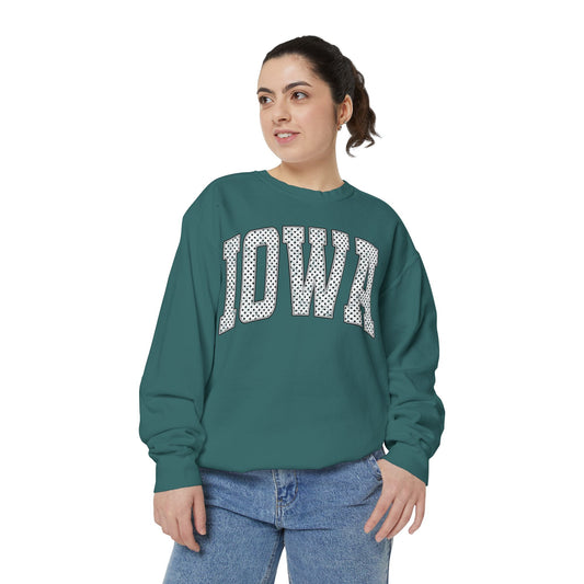 Iowa Polka Dot Arch Color Comfort Sweatshirt
