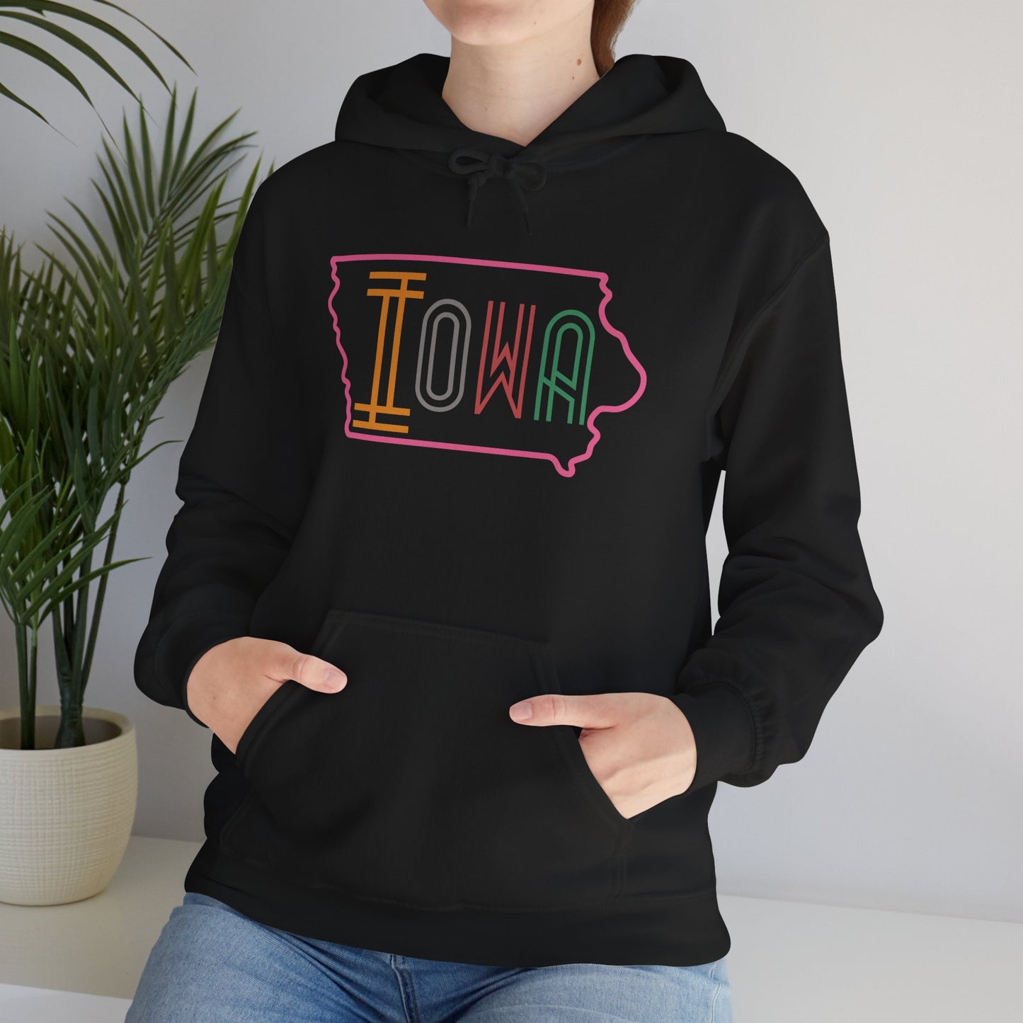 Iowa Pink Unisex Heavy Blend™ Hooded Sweatshirt