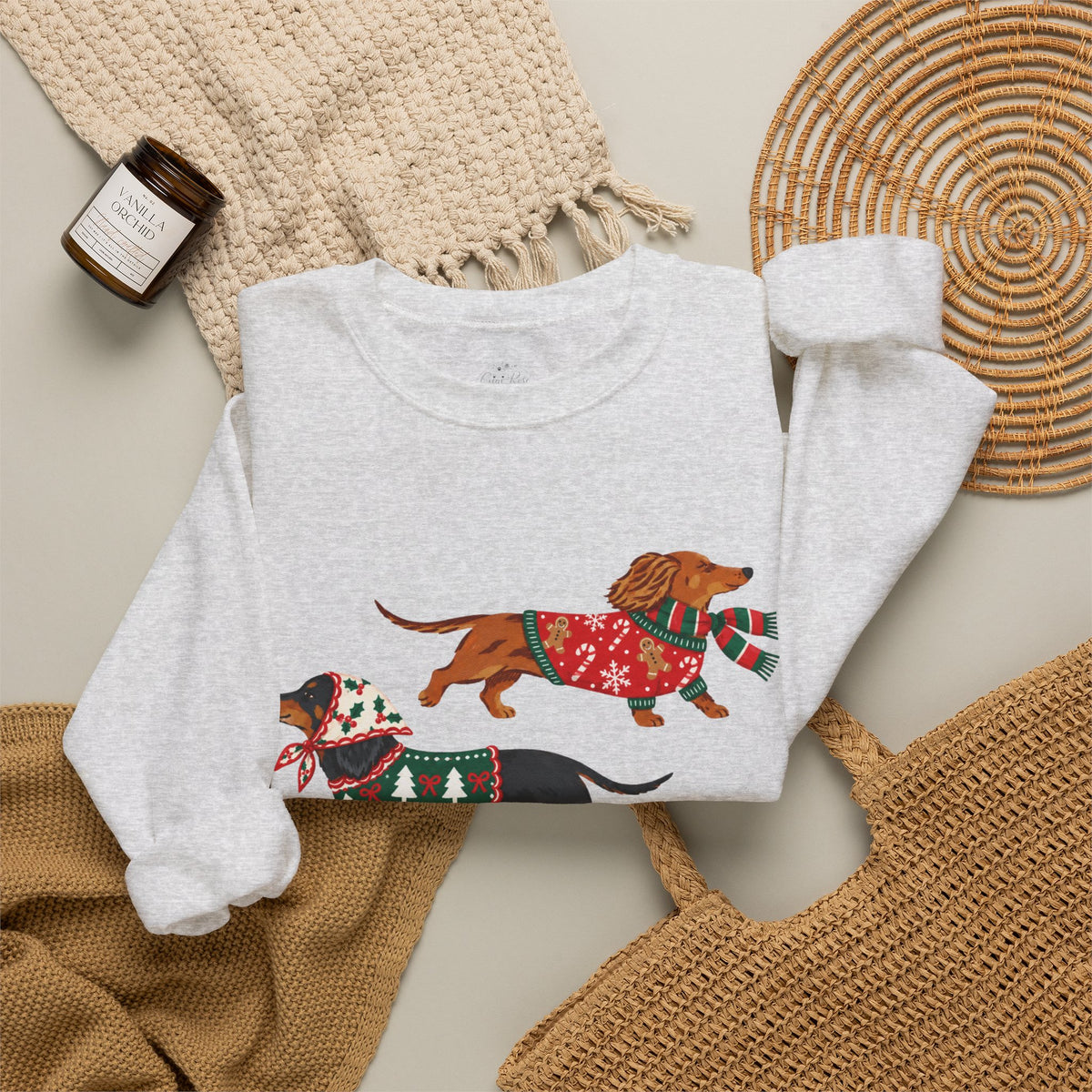 Dachshund Trio Christmas Sweatshirt – Festive Wiener Dogs in Holiday Sweaters