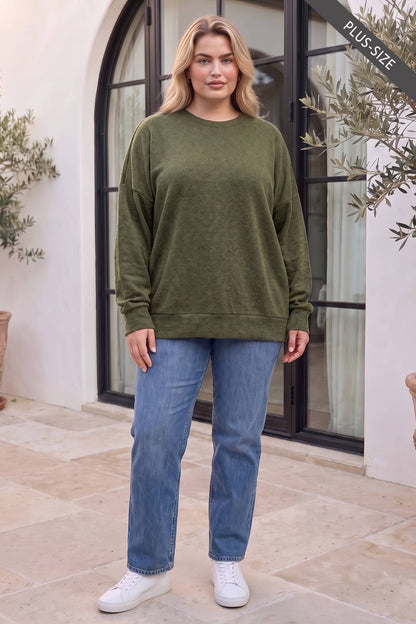 PLUS SIZE Crewneck