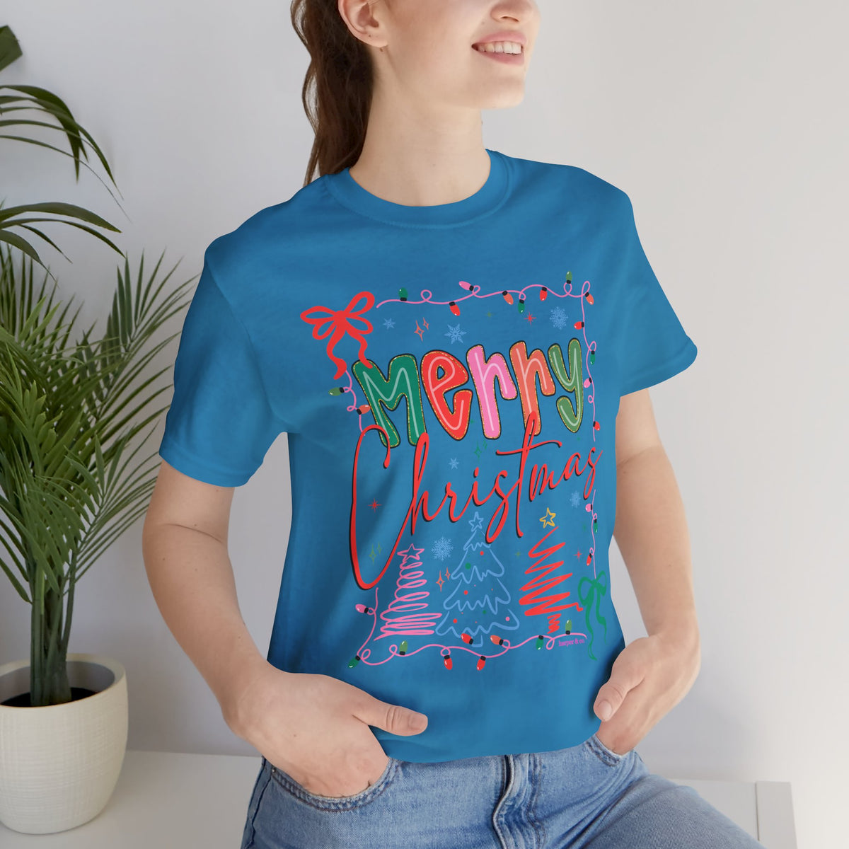 Merry Christmas Graphic Tee – Festive Holiday Holiday Lights & Trees Shirt