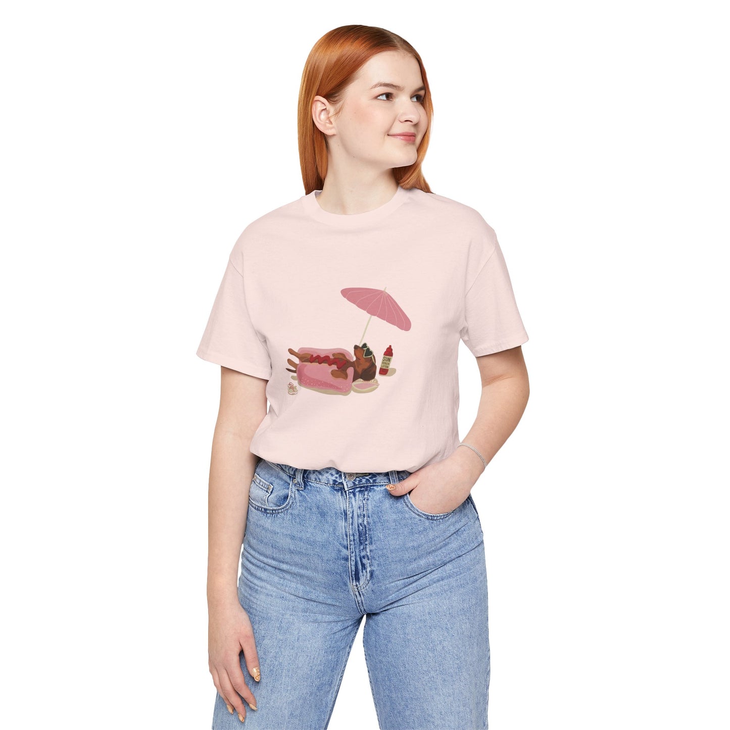 T-Shirt — Relaxing Dachshund at the Beach Graphic Tee