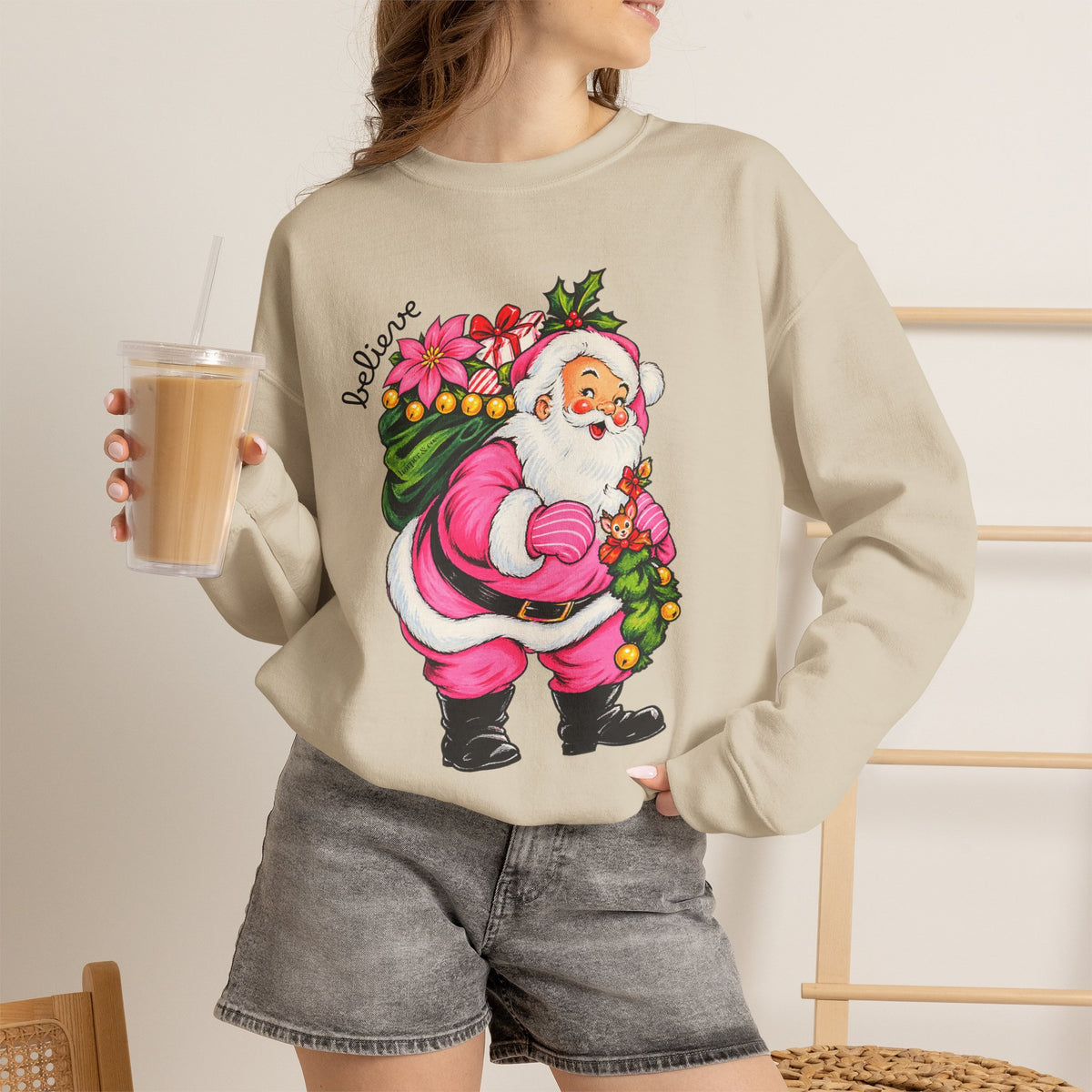 Vintage Floral Santa Sweatshirt – Believe Christmas Crewneck