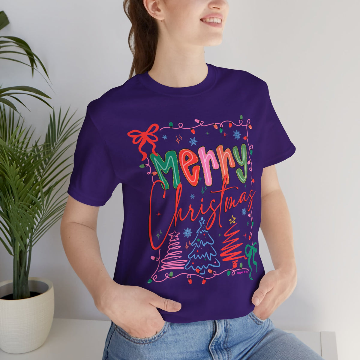Merry Christmas Graphic Tee – Festive Holiday Holiday Lights & Trees Shirt