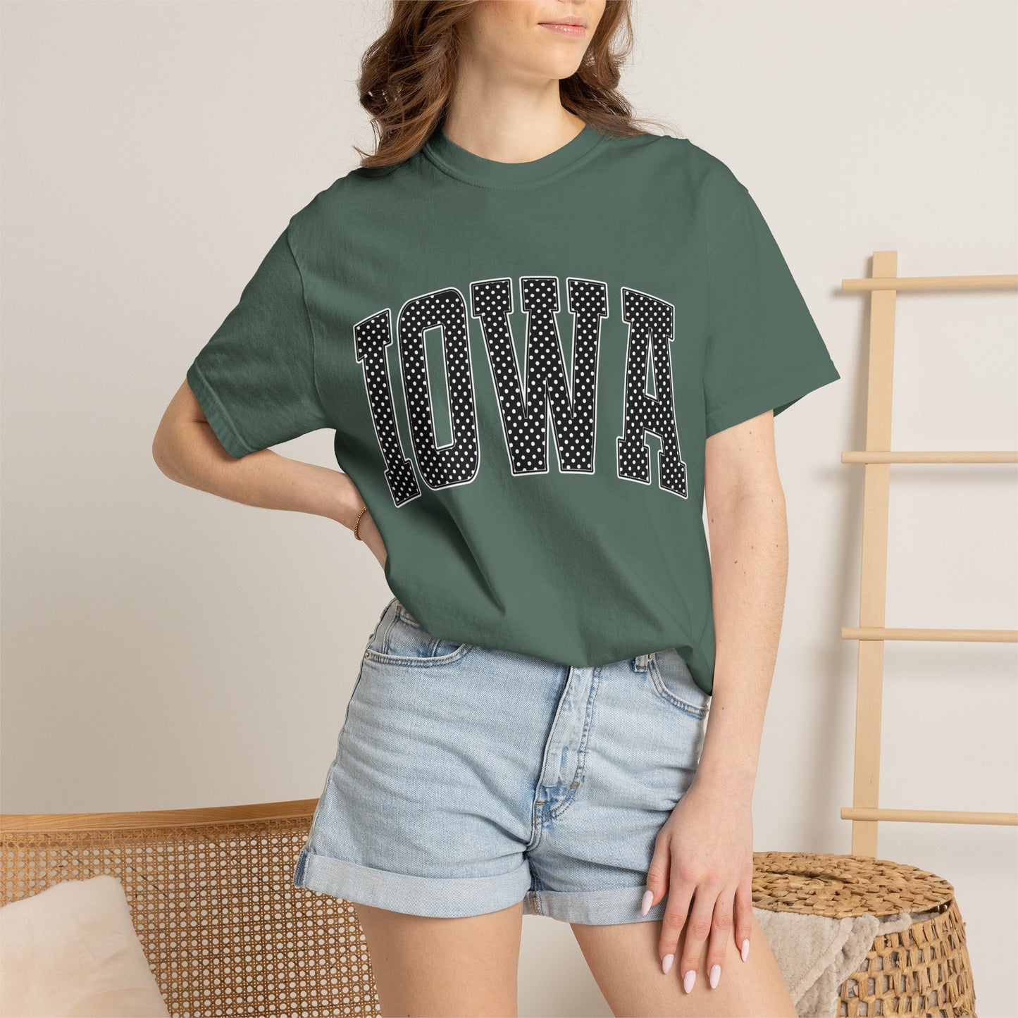 Iowa Retro Polka Dot Lettering Color Comfort T-Shirt