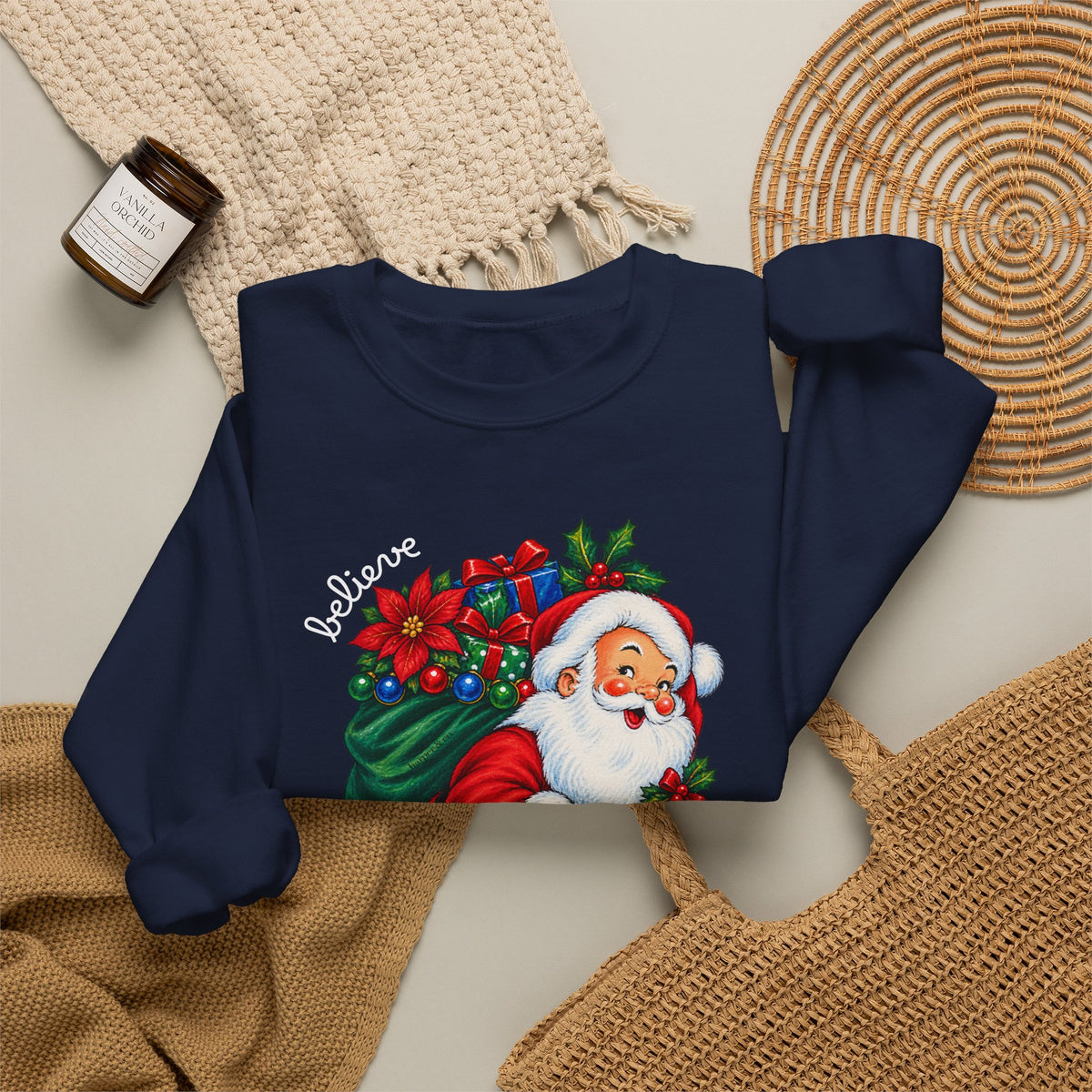 Santa 'Believe' Crewneck Sweatshirt – Vintage Christmas Santa Pullover