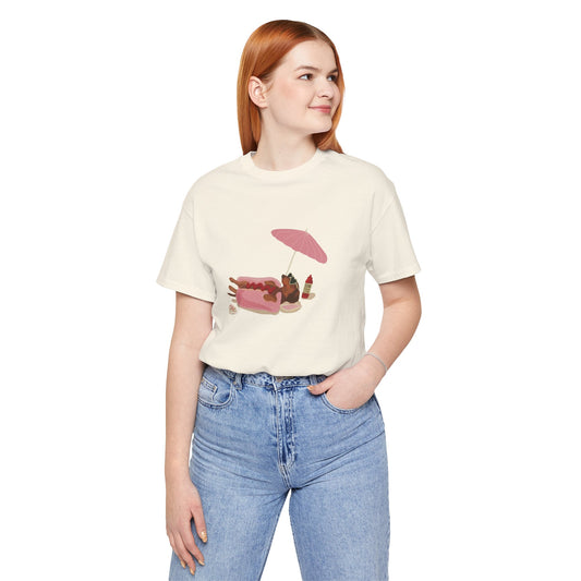 T-Shirt — Relaxing Dachshund at the Beach Graphic Tee