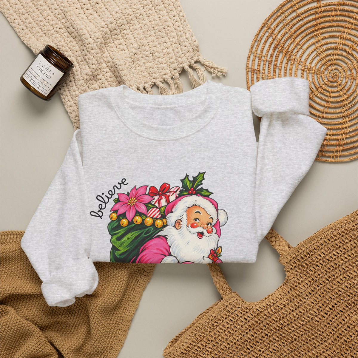 Vintage Floral Santa Sweatshirt – Believe Christmas Crewneck