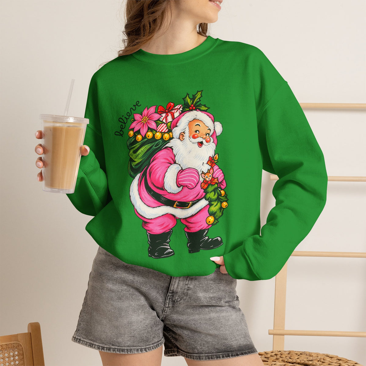 Vintage Floral Santa Sweatshirt – Believe Christmas Crewneck