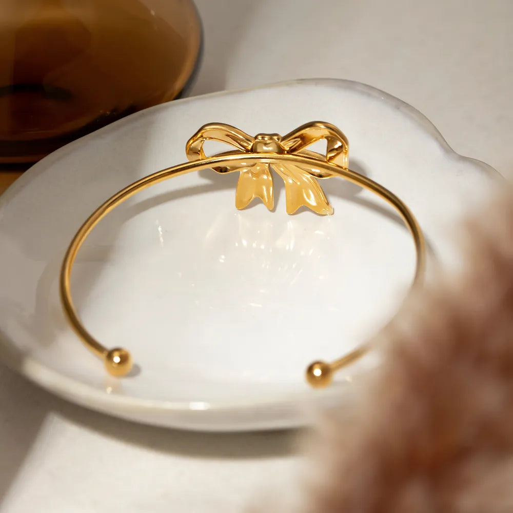 Very Demure 18K Gold-Plated Stainless Steel Bow Bracelet