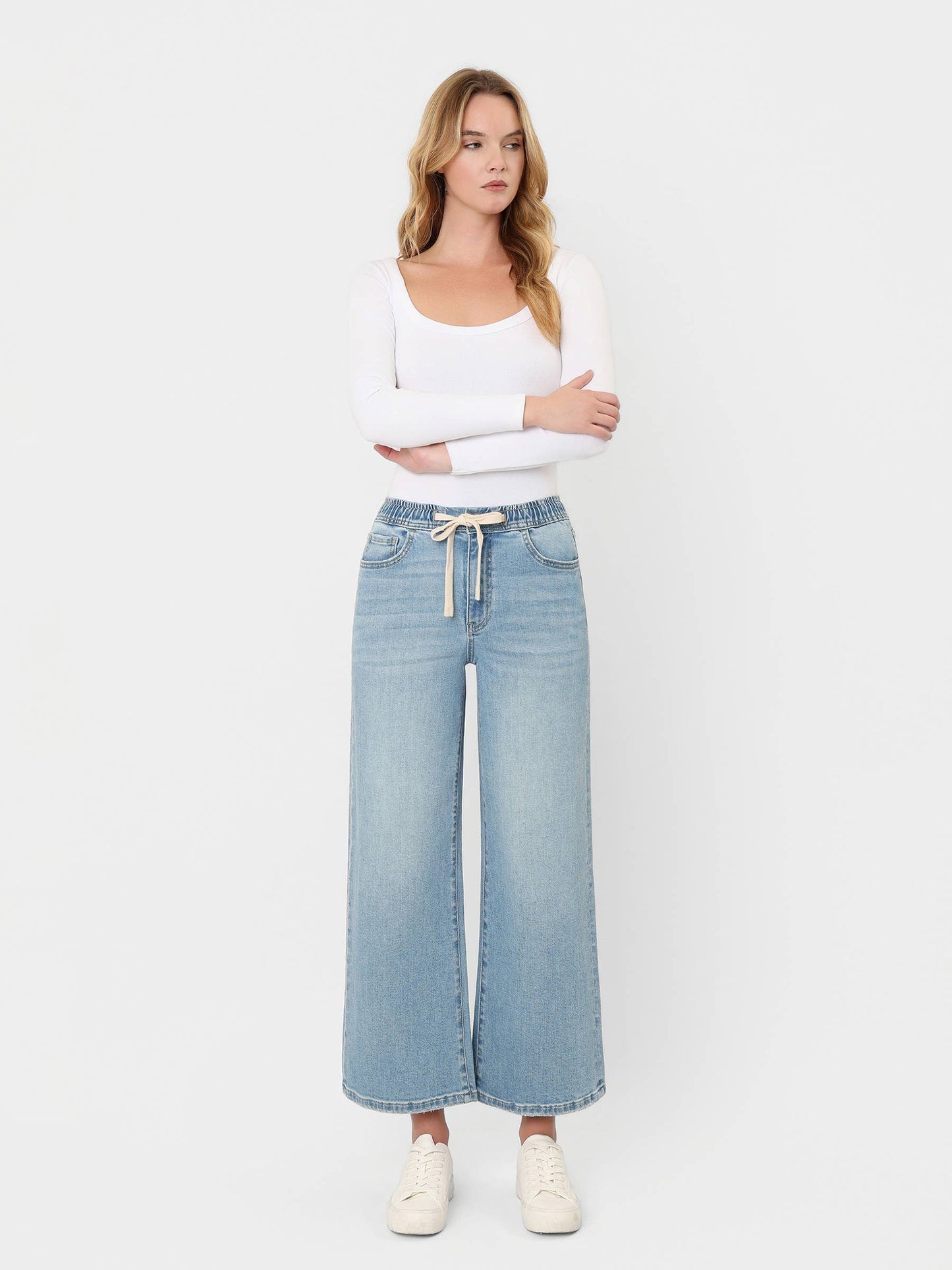 Loveret Super High Rise Full Size Elastic Waist Crop Wide Leg Jeans