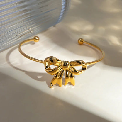 Very Demure 18K Gold-Plated Stainless Steel Bow Bracelet