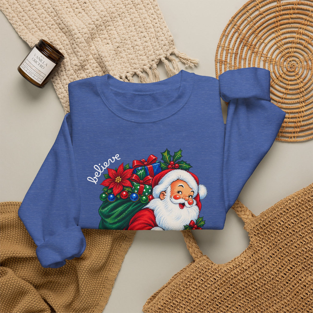 Santa 'Believe' Crewneck Sweatshirt – Vintage Christmas Santa Pullover
