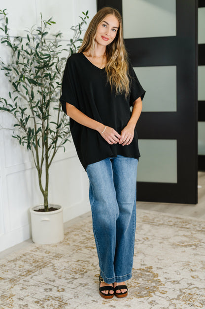 Coastal Ease V-Neck Top in Black