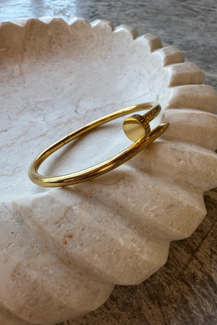 BLAKELEY Nailhead Bangle Bracelets