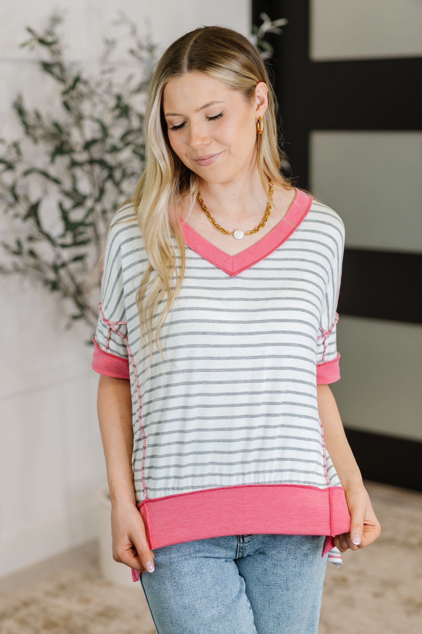 Dressed to Chill V-Neck Top in Heather/Grey/Ivory/Pink