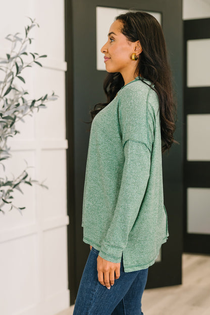 Mellow Mood Heathered Pullover in Dark Green