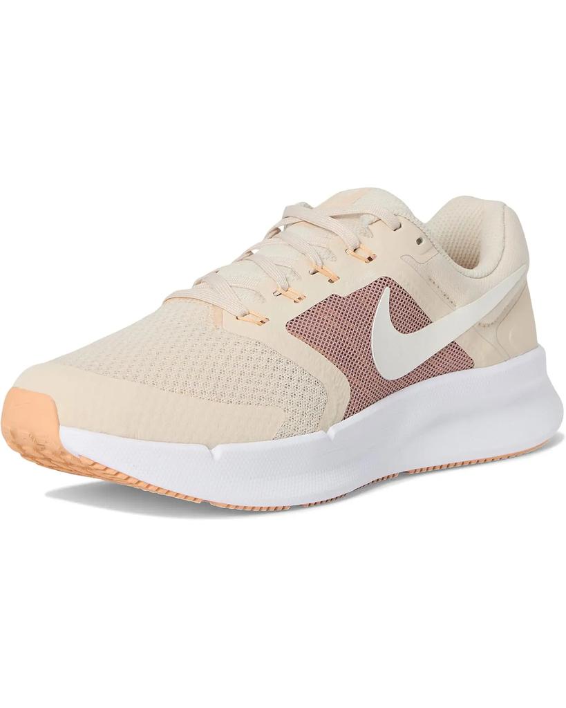 Women's Nike Run Swift 3