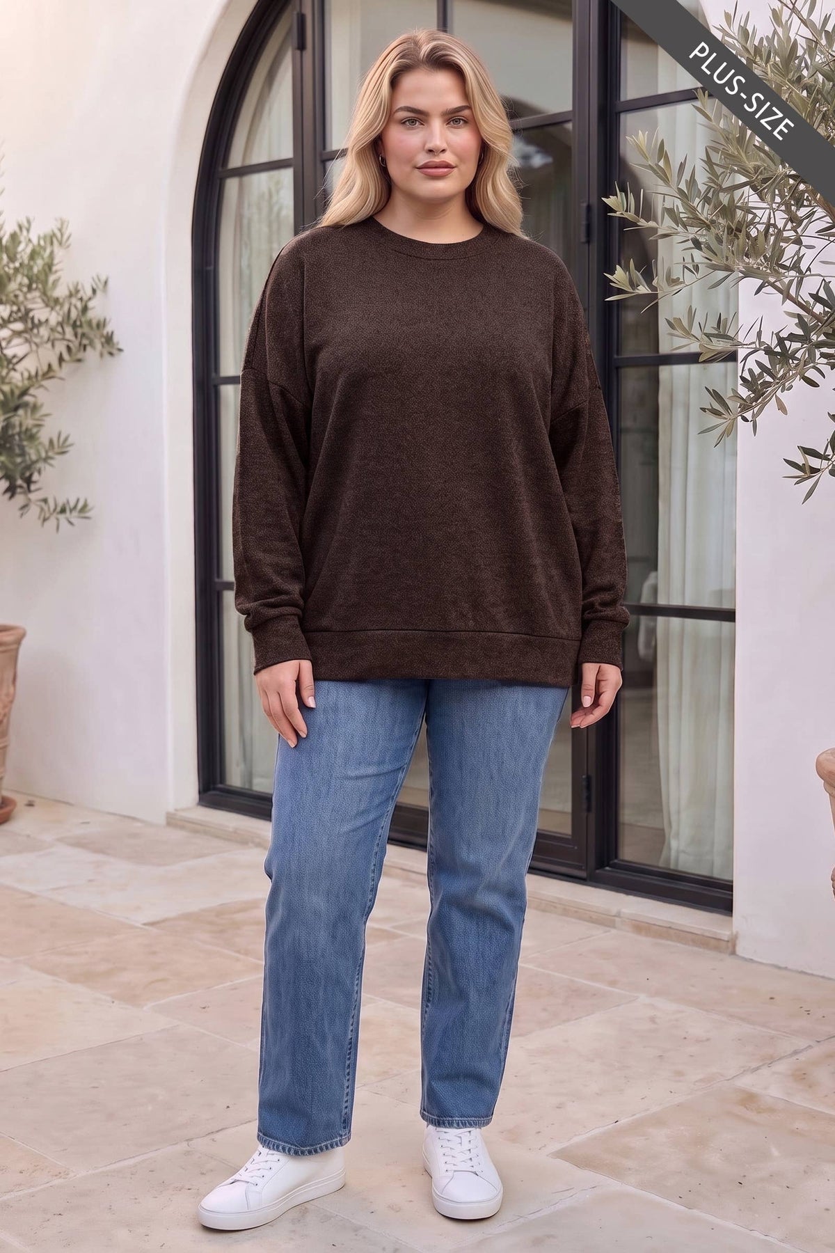 PLUS SIZE Crewneck