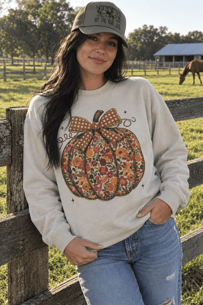 Floral Bow Pumpkin Graphic Sweatshirt