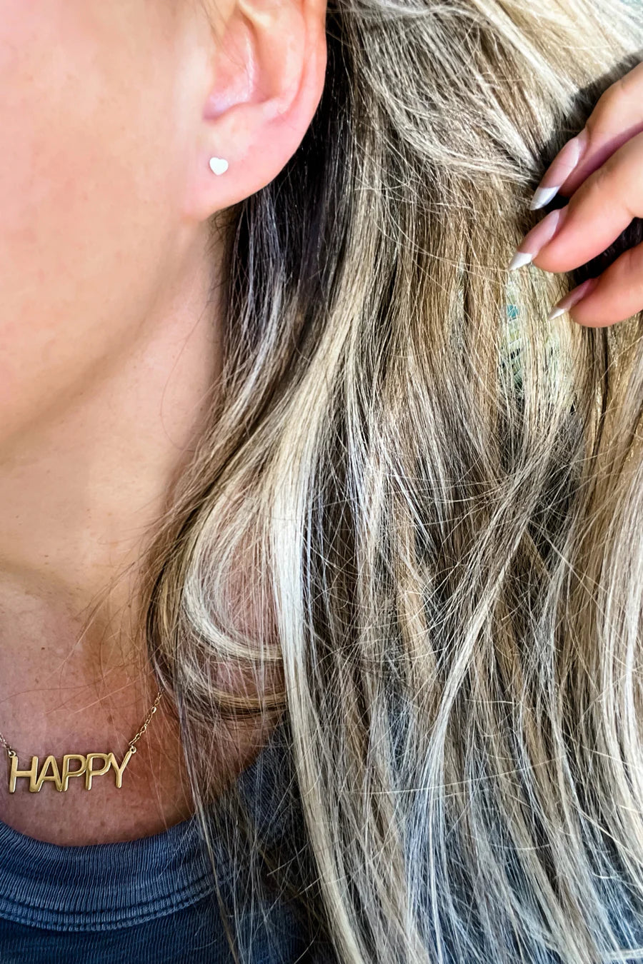 BLAKELEY Mini Heart Earrings