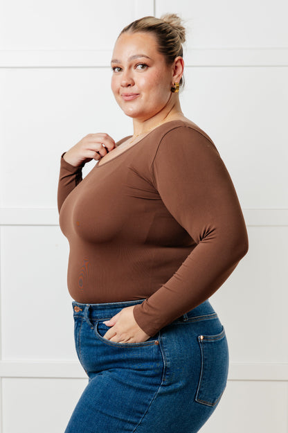 Bring in the Basics Seamless Reversible V-Neck Coffee