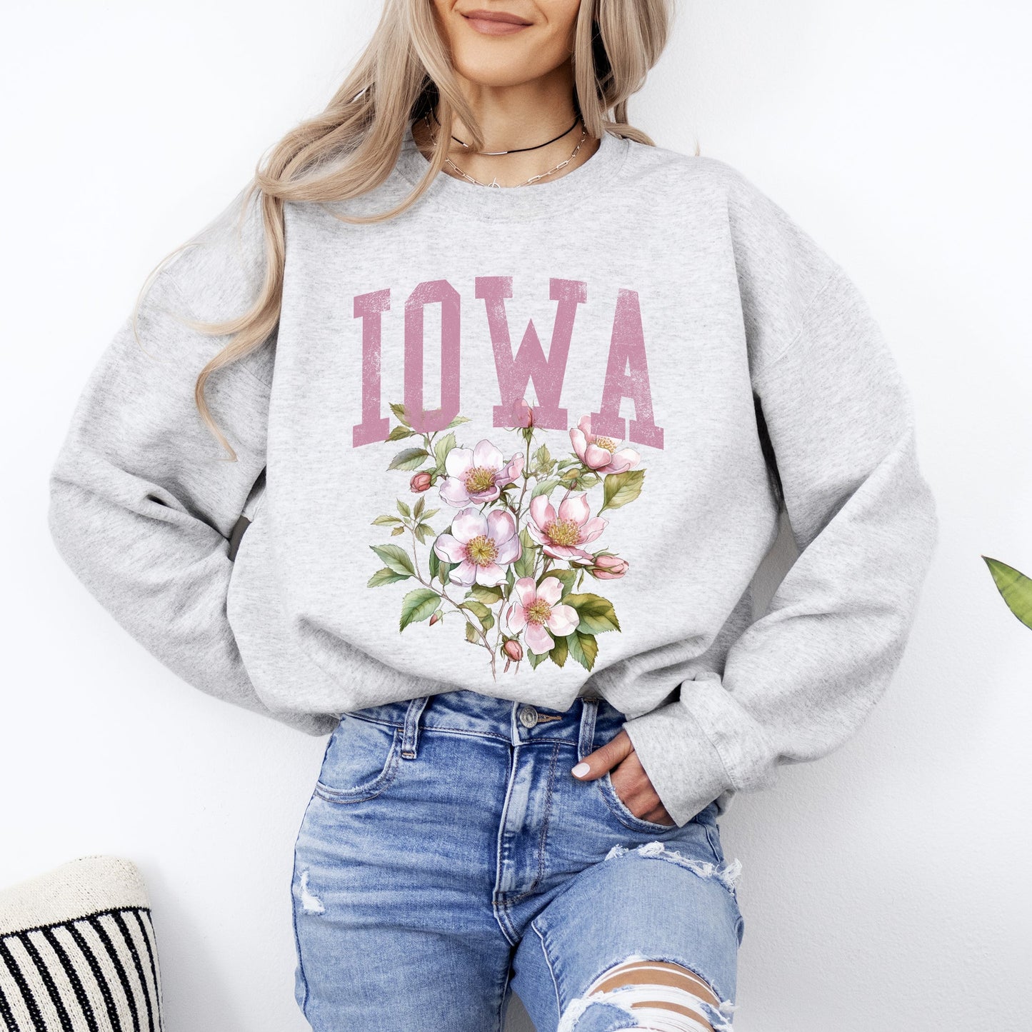 Iowa State Flower Forever Proud Hawkeyes State Pride Floral Emblem For Iowa State Fans Sweatshirt